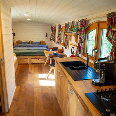 Villa La Tiny House De La Bergerie Lierneux Exterior foto