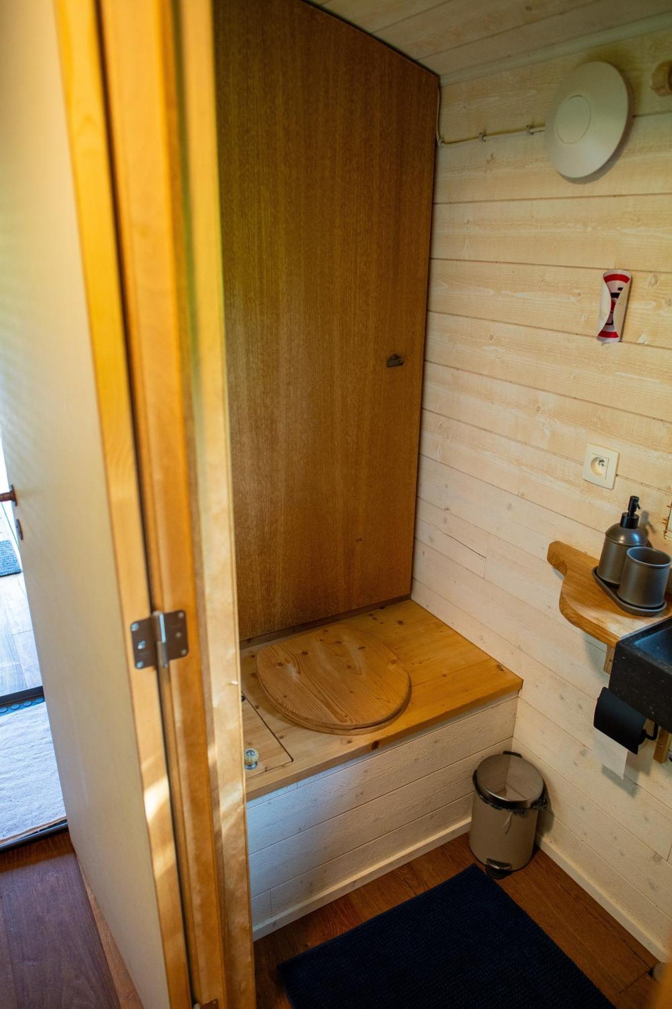 Villa La Tiny House De La Bergerie Lierneux Exterior foto